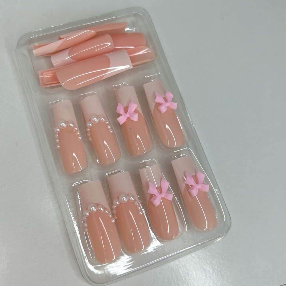 Coquette Press On Nails